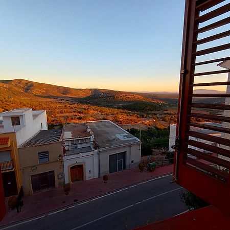 Tranquil And Spacious Townhouse In Historical And Picturesque Cervera Del Maestre Dış mekan fotoğraf