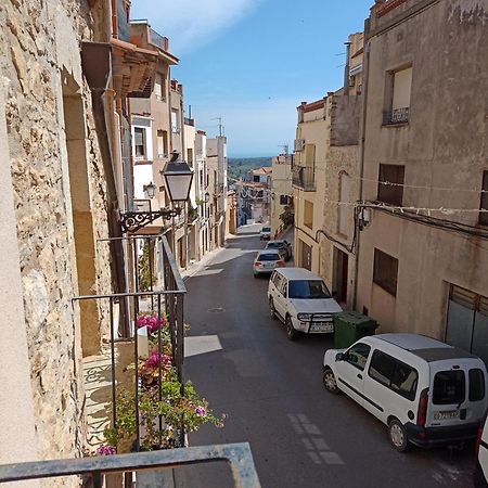 Tranquil And Spacious Townhouse In Historical And Picturesque Cervera Del Maestre Dış mekan fotoğraf