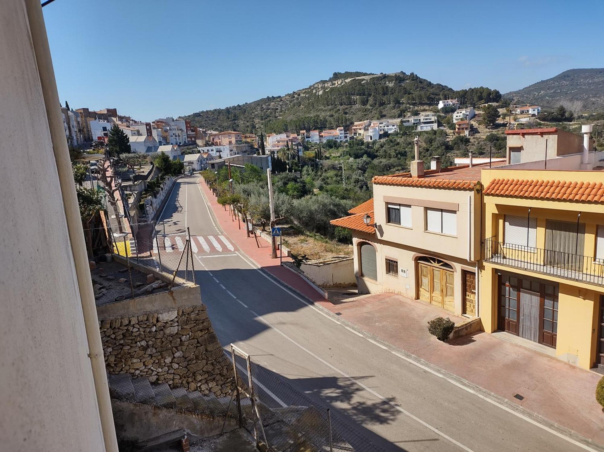 Tranquil And Spacious Townhouse In Historical And Picturesque Cervera Del Maestre Dış mekan fotoğraf